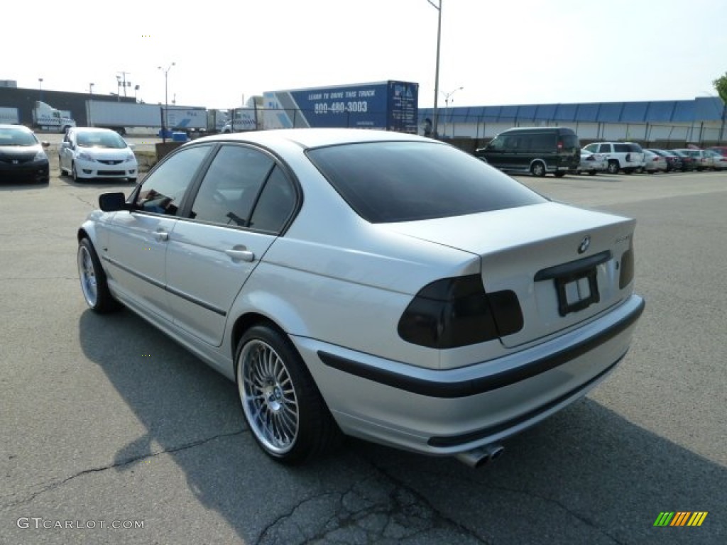 2001 3 Series 325xi Sedan - Titanium Silver Metallic / Black photo #3