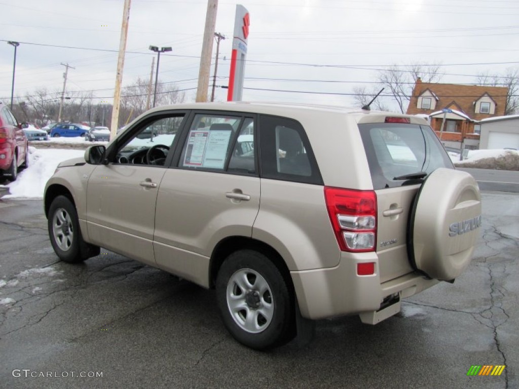 Clear Beige Metallic 2007 Suzuki Grand Vitara Standard Grand Vitara Model Exterior Photo #52682187