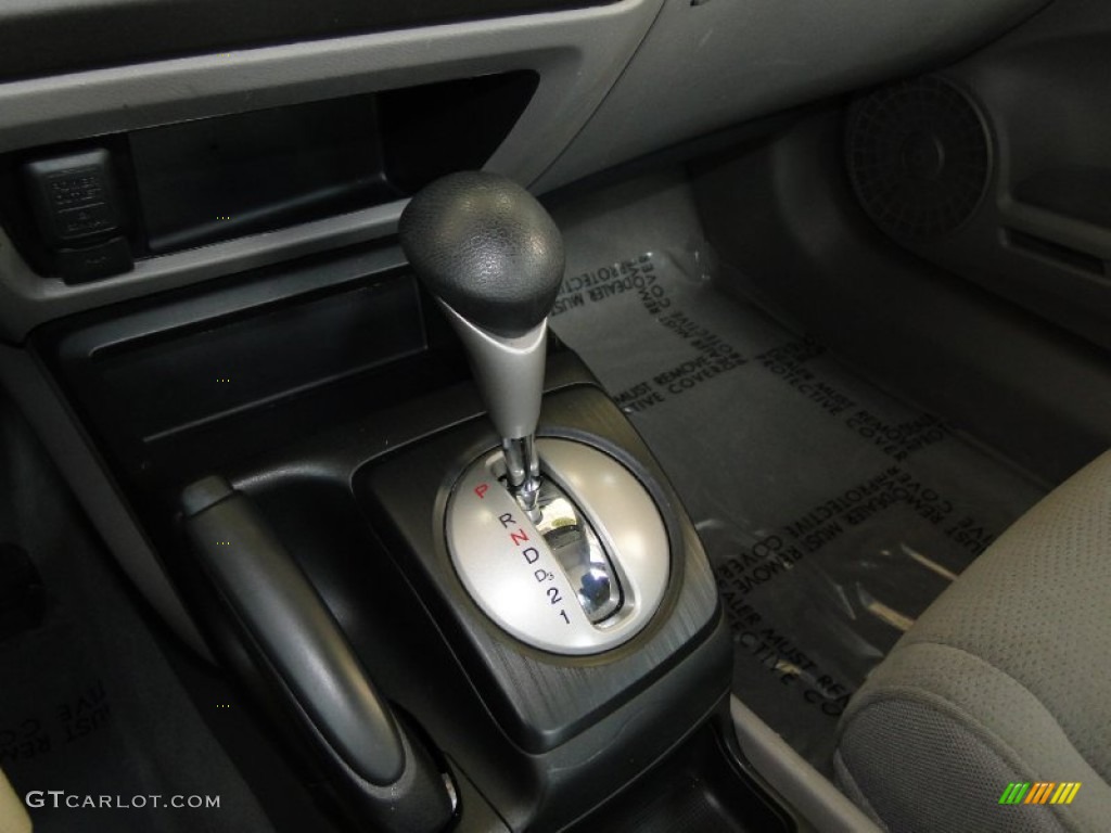 2009 Honda Civic DX-VP Sedan 5 Speed Automatic Transmission Photo #52683039