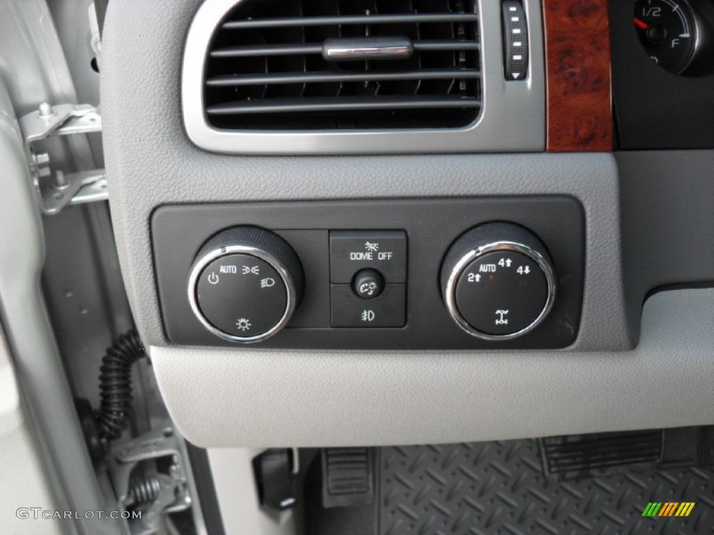 2011 Chevrolet Silverado 1500 LTZ Extended Cab 4x4 Controls Photo #52685365