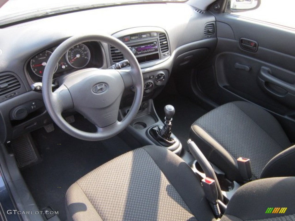 2009 Accent GS 3 Door - Charcoal Gray / Black photo #11