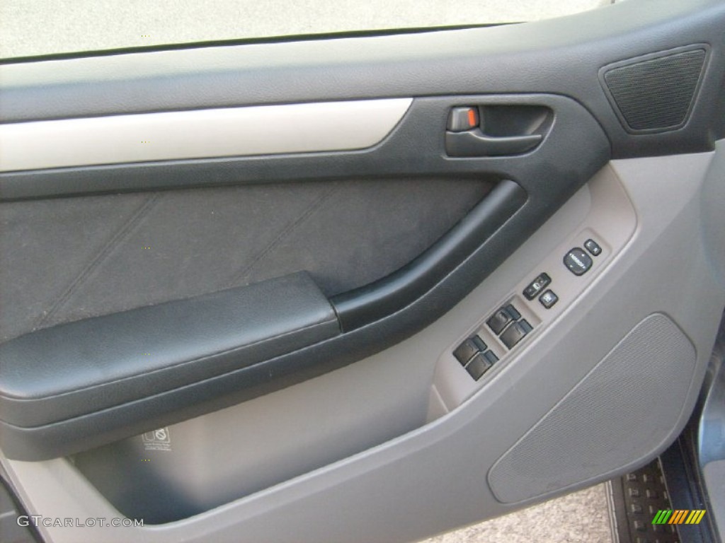 2004 4Runner SR5 4x4 - Galactic Gray Mica / Stone photo #12
