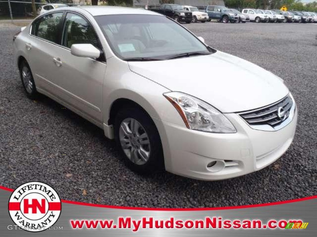2012 Altima 2.5 S Special Edition - Winter Frost White / Blonde photo #1