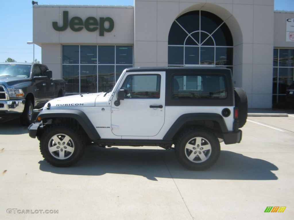 2011 Wrangler Rubicon 4x4 - Bright White / Black/Dark Saddle photo #2