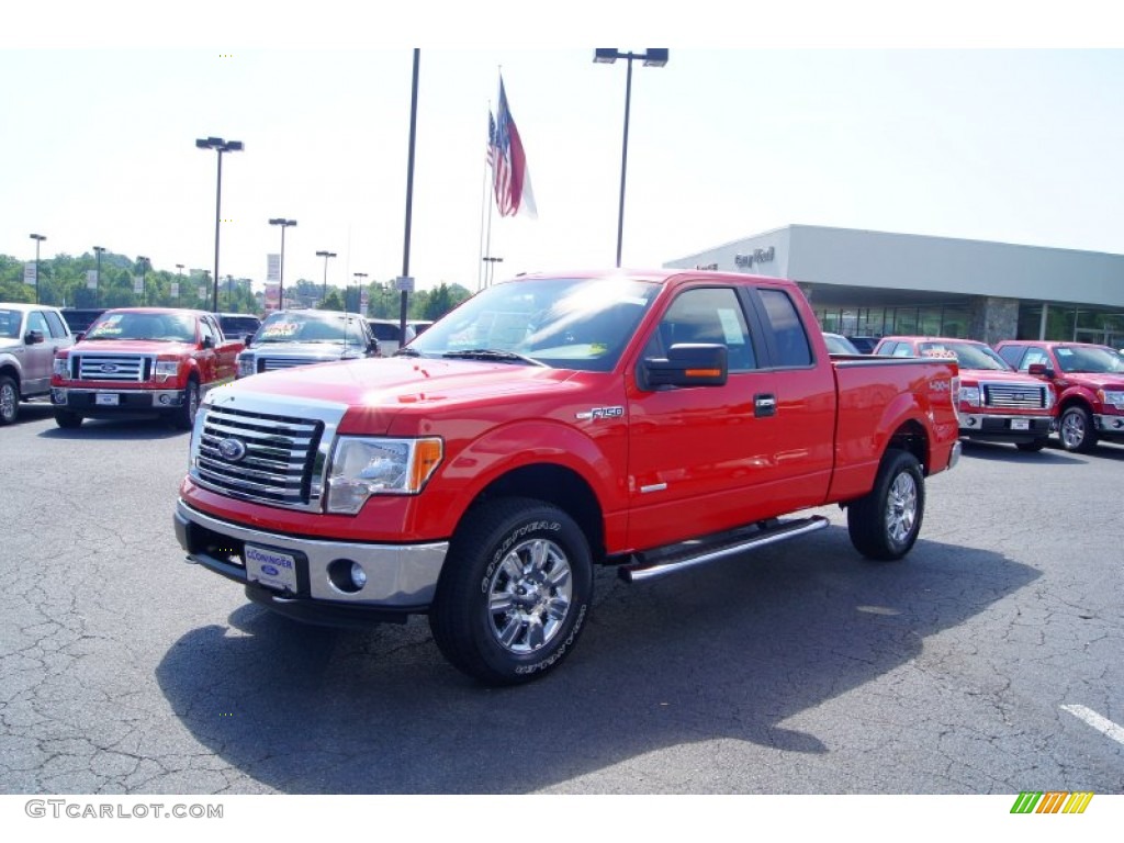 2011 F150 XLT SuperCab 4x4 - Race Red / Steel Gray photo #6