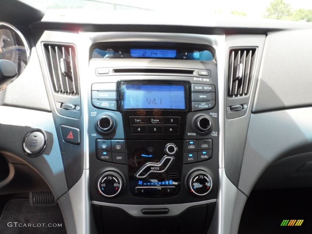 2012 Hyundai Sonata Limited 2.0T Controls Photo #52692147