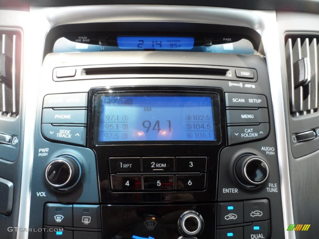 2012 Hyundai Sonata Limited 2.0T Controls Photo #52692162
