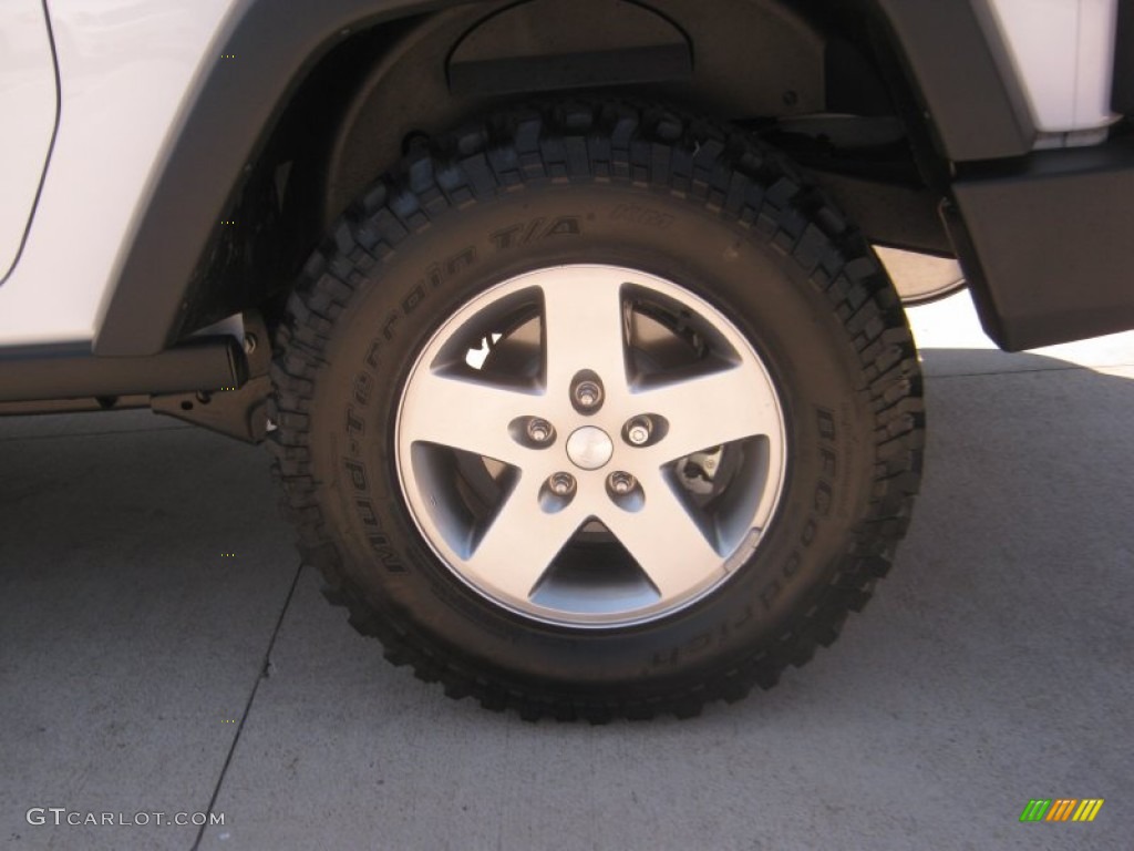 2011 Wrangler Rubicon 4x4 - Bright White / Black/Dark Saddle photo #17