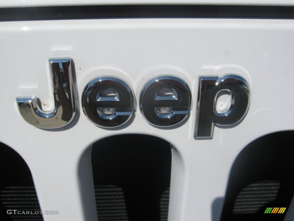 2011 Wrangler Rubicon 4x4 - Bright White / Black/Dark Saddle photo #20