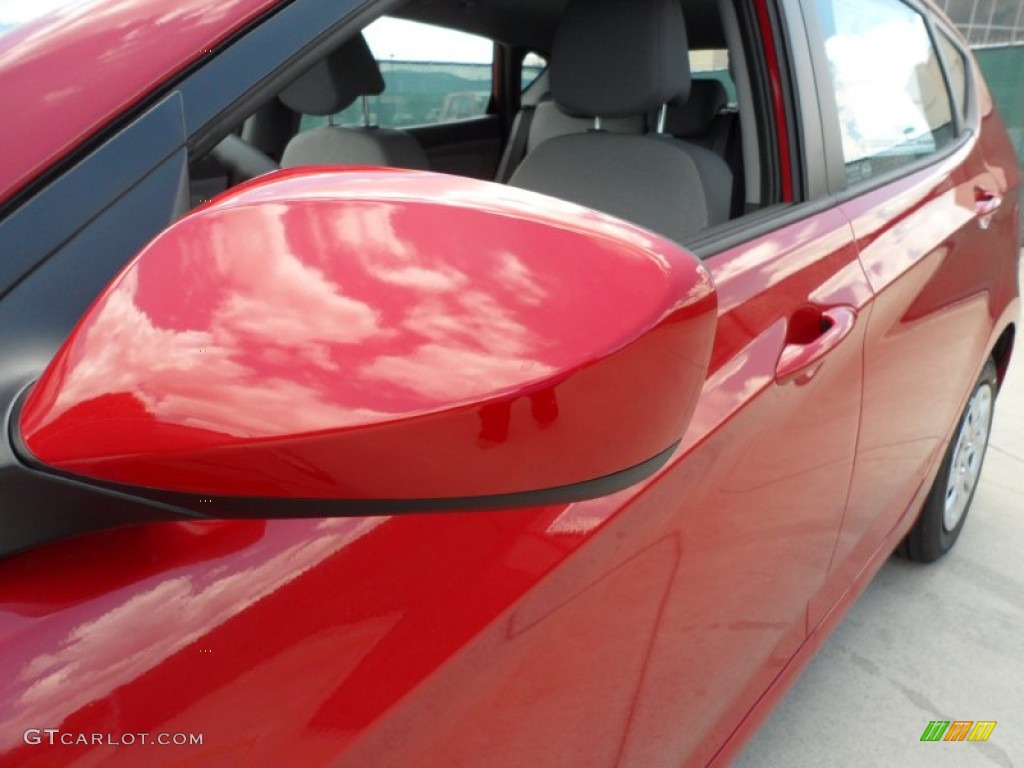 2012 Accent GS 5 Door - Boston Red / Gray photo #12