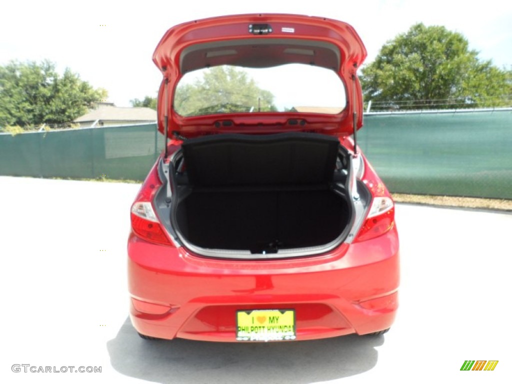 2012 Accent GS 5 Door - Boston Red / Gray photo #18