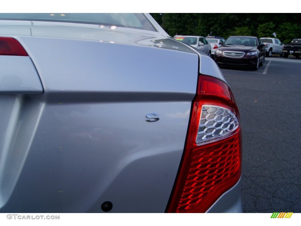 2012 Ford Fusion S Marks and Logos Photo #52693698