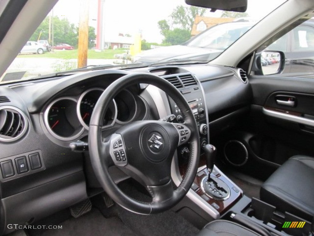 2008 Suzuki Grand Vitara Luxury 4x4 Dashboard Photos