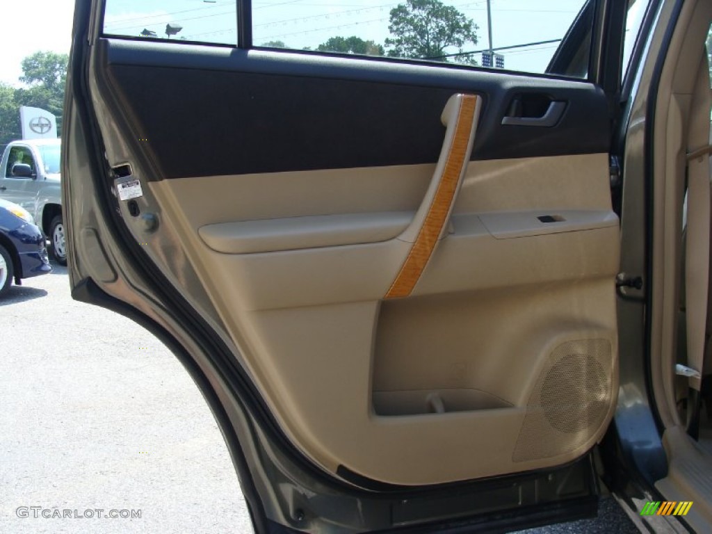 2008 Toyota Highlander Hybrid 4WD Sand Beige Door Panel Photo #52694820