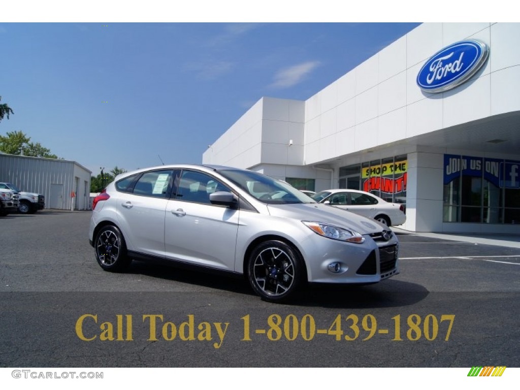 2012 Focus SE Sport 5-Door - Ingot Silver Metallic / Two-Tone Sport photo #1