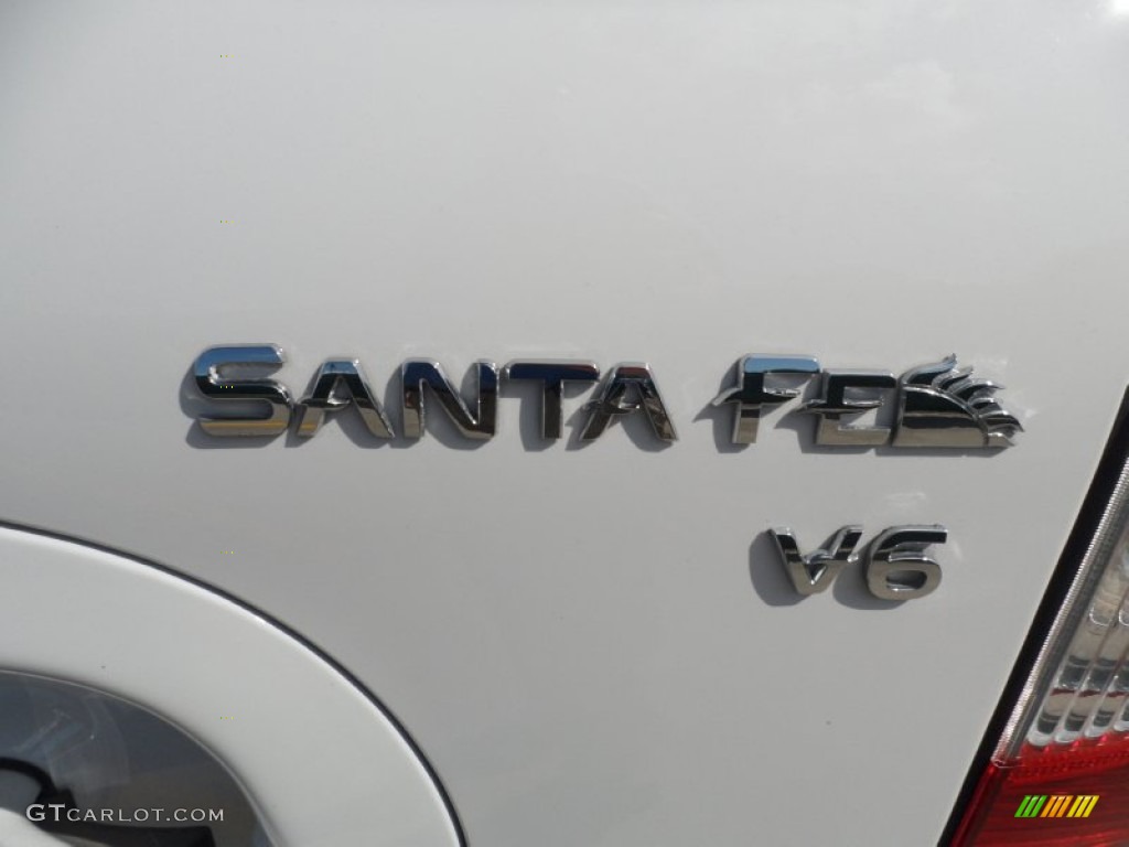 2003 Hyundai Santa Fe GLS Marks and Logos Photos