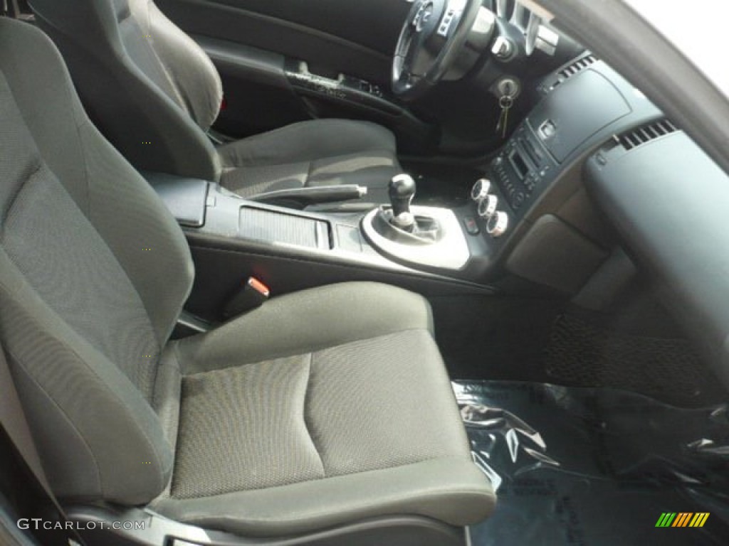 Carbon Black Interior 2006 Nissan 350Z Coupe Photo #52698996