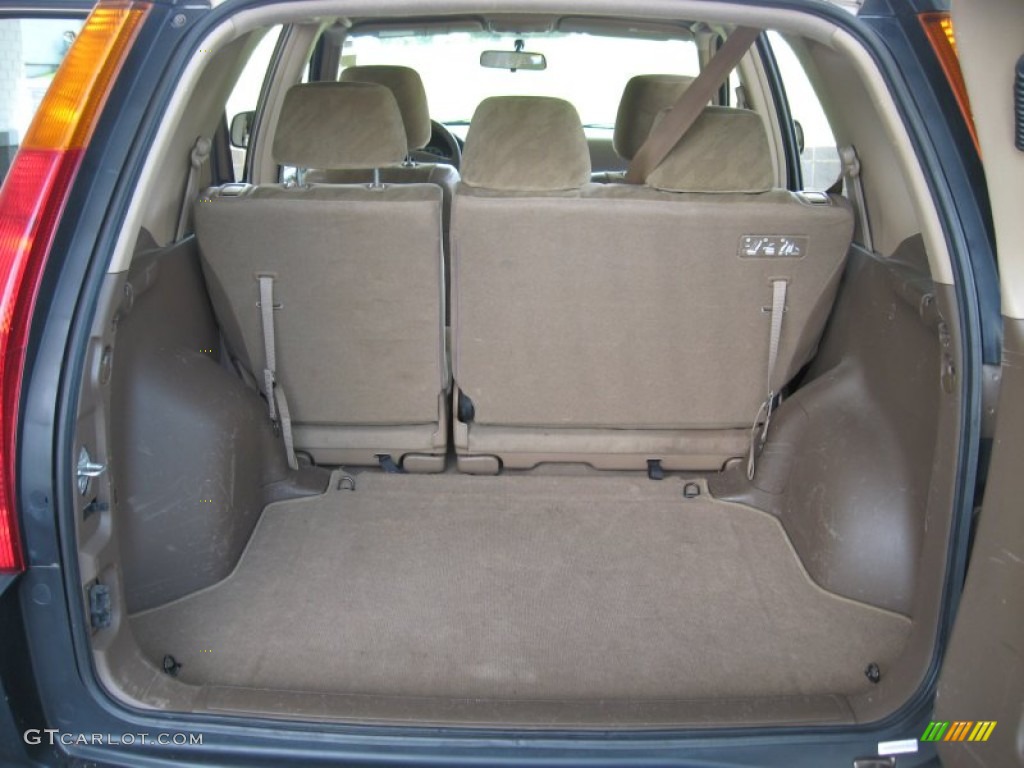 2002 Honda CR-V EX 4WD Trunk Photo #52701162