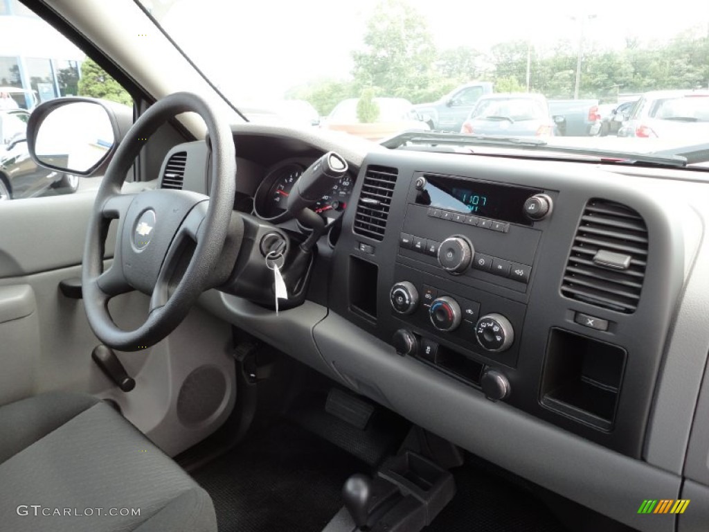 2011 Silverado 1500 Regular Cab 4x4 - Victory Red / Dark Titanium photo #16