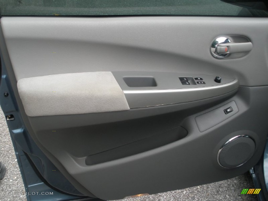 2009 Nissan Quest 3.5 S Door Panel Photos