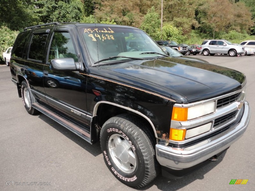 1996 Tahoe LT 4x4 - Onyx Black / Gray photo #1