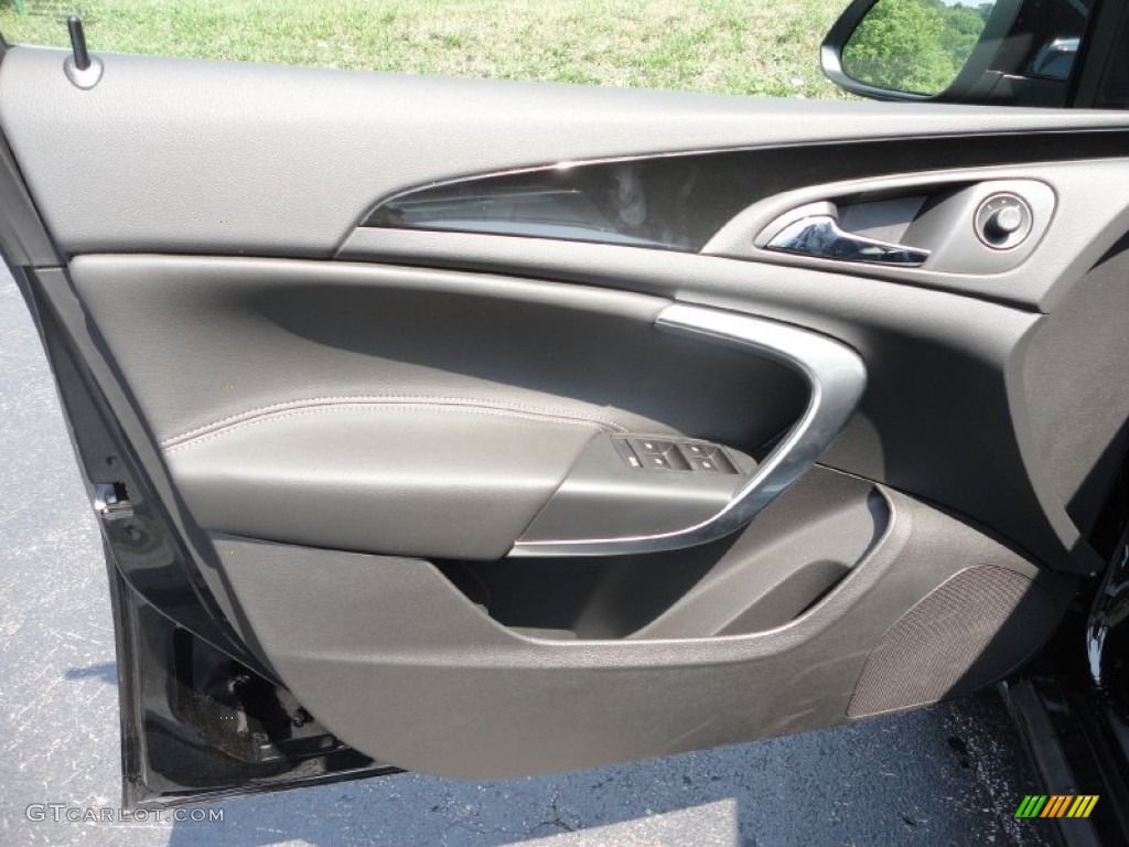 2011 Regal CXL Turbo - Carbon Black Metallic / Ebony photo #12