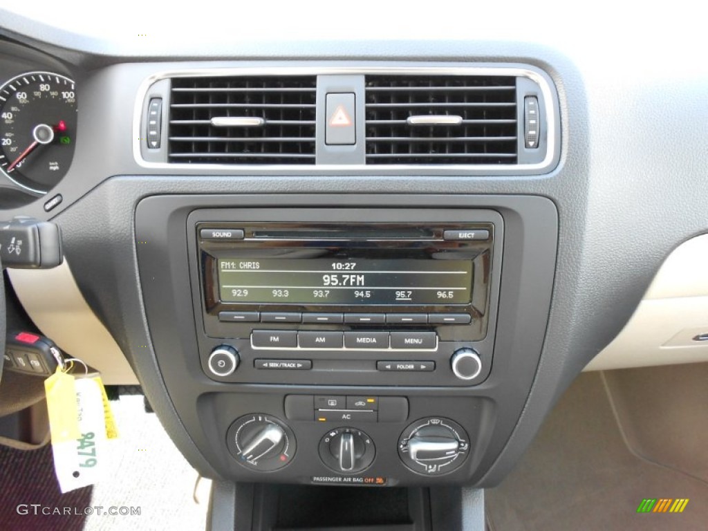 2012 Volkswagen Jetta SE Sedan Controls Photo #52705782