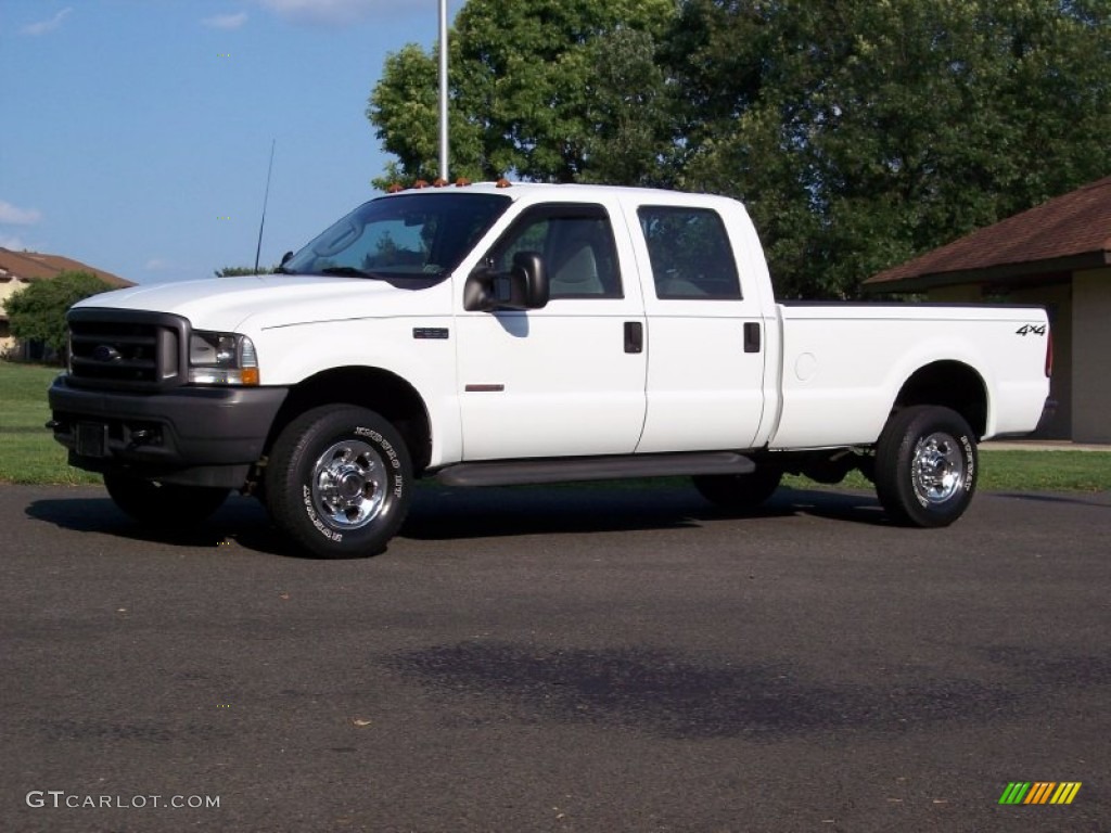 2003 F350 Super Duty Lariat Crew Cab 4x4 - Oxford White / Medium Flint photo #10