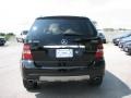 Black - ML 350 4Matic Photo No. 3