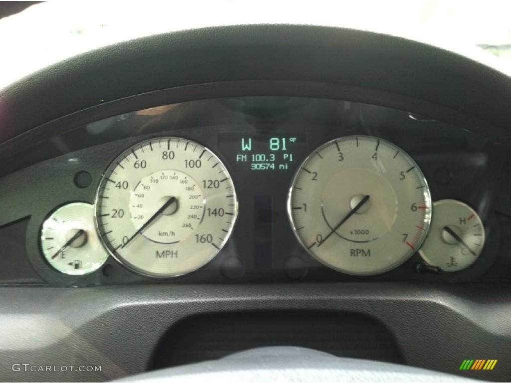 2008 Chrysler 300 C HEMI SRT Design Gauges Photo #52709808