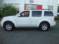 2008 Avalanche White Nissan Pathfinder SE 4x4  photo #3