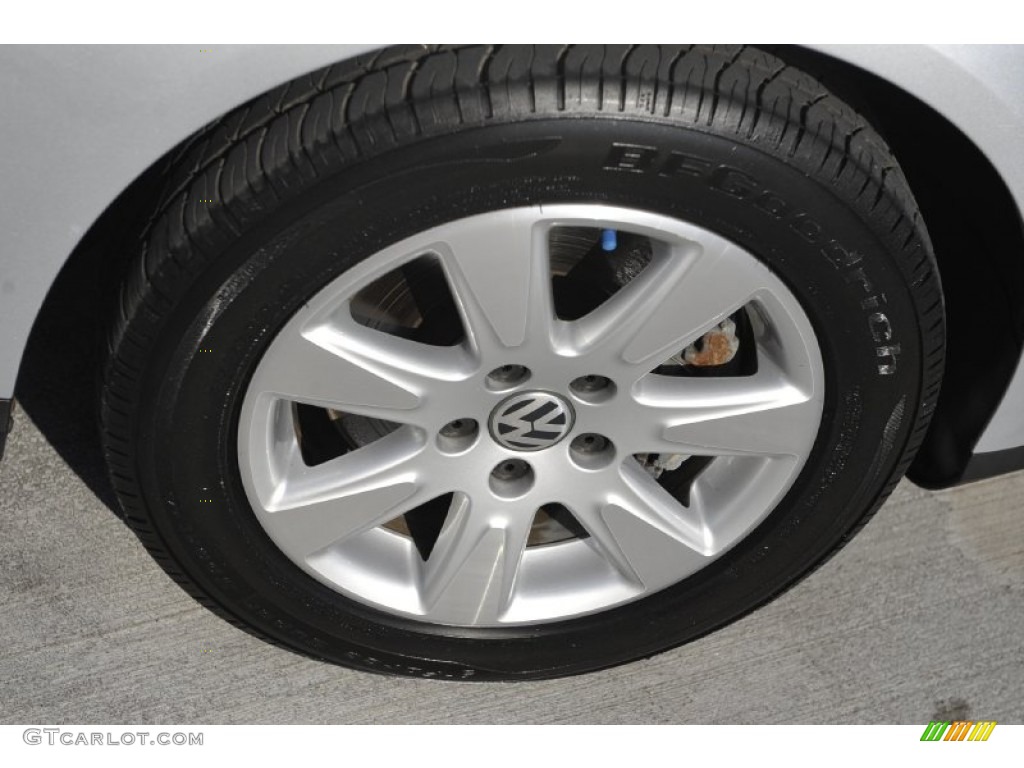 2007 Volkswagen Passat 2.0T Sedan Wheel Photo #52717731