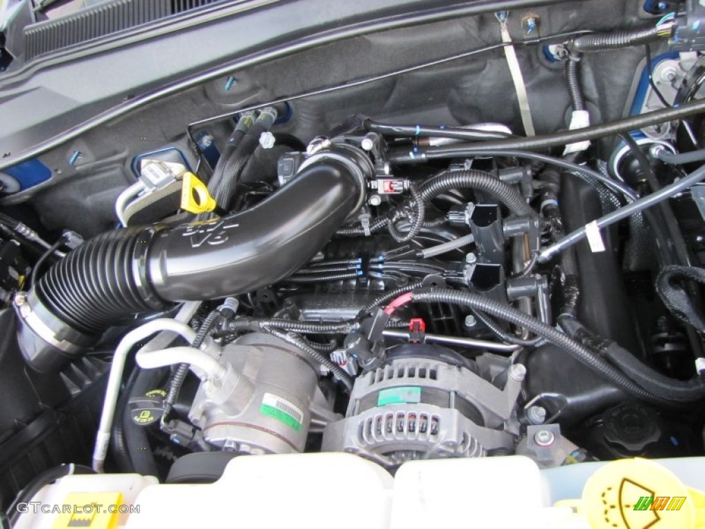 2009 Dodge Nitro SE Engine Photos