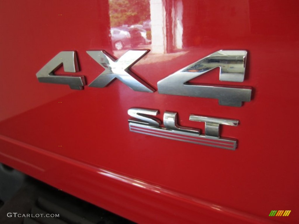 2004 Ram 1500 SLT Quad Cab 4x4 - Flame Red / Dark Slate Gray photo #14