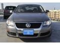 United Gray - Passat Turbo Sedan Photo No. 2