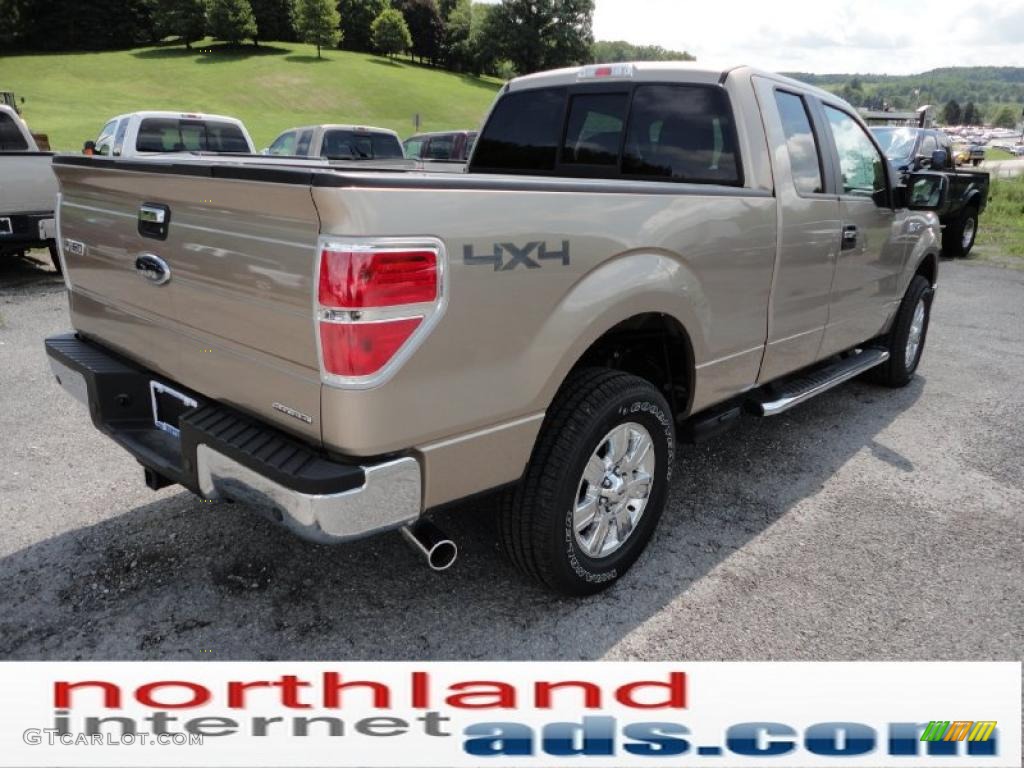 2011 F150 XLT SuperCab 4x4 - Pale Adobe Metallic / Pale Adobe photo #8