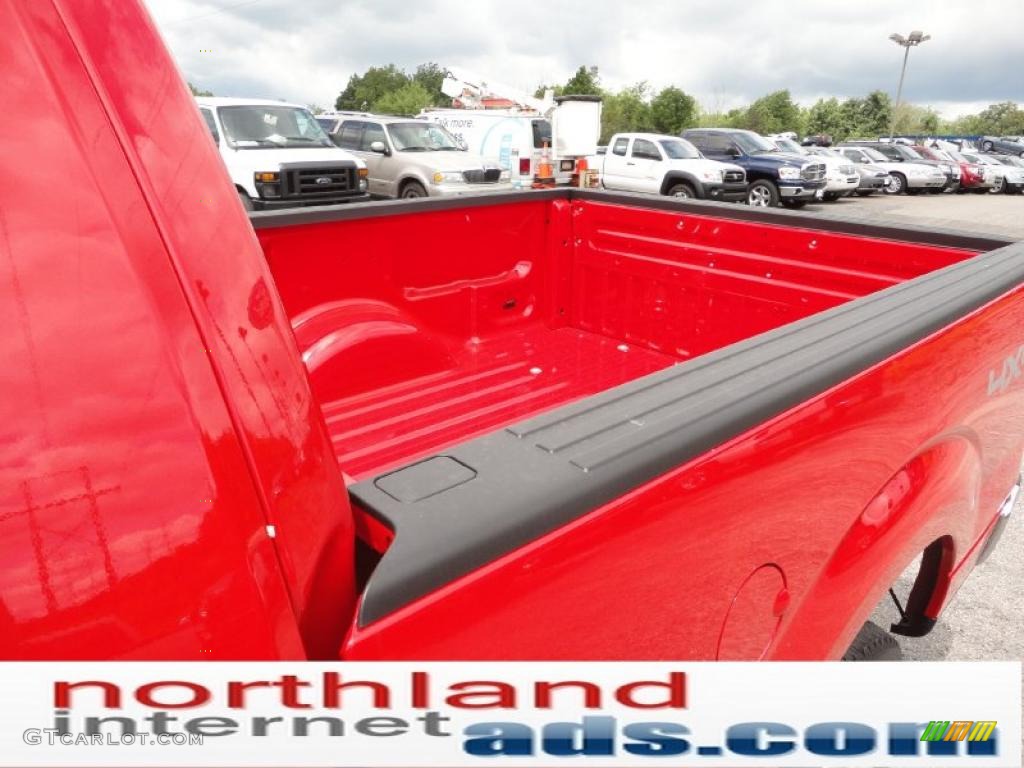 2011 F150 XLT SuperCab 4x4 - Race Red / Steel Gray photo #10