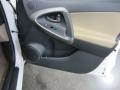 Super White - RAV4 I4 4WD Photo No. 21