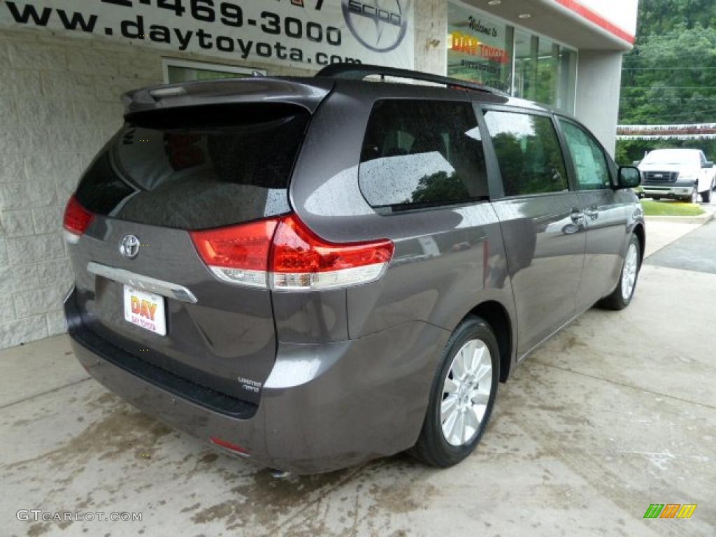 2011 Sienna Limited AWD - Predawn Gray Mica / Light Gray photo #2