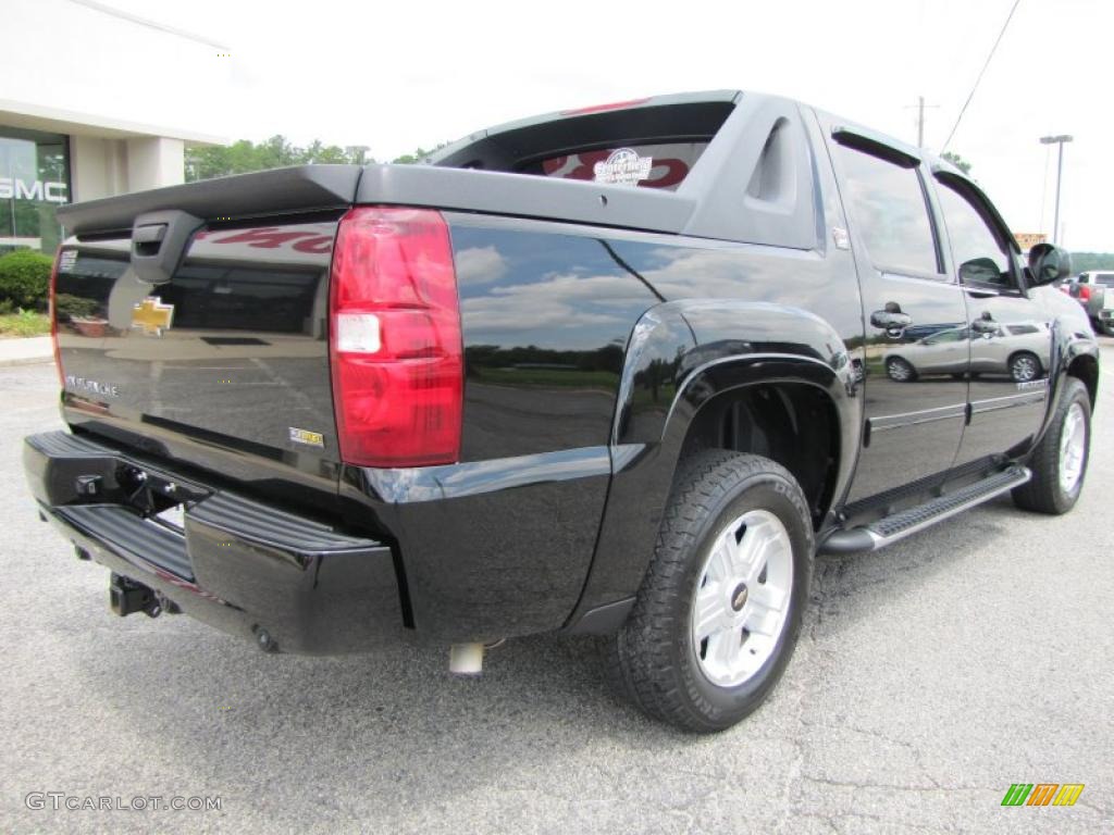 2009 Avalanche Z71 - Black / Ebony photo #7