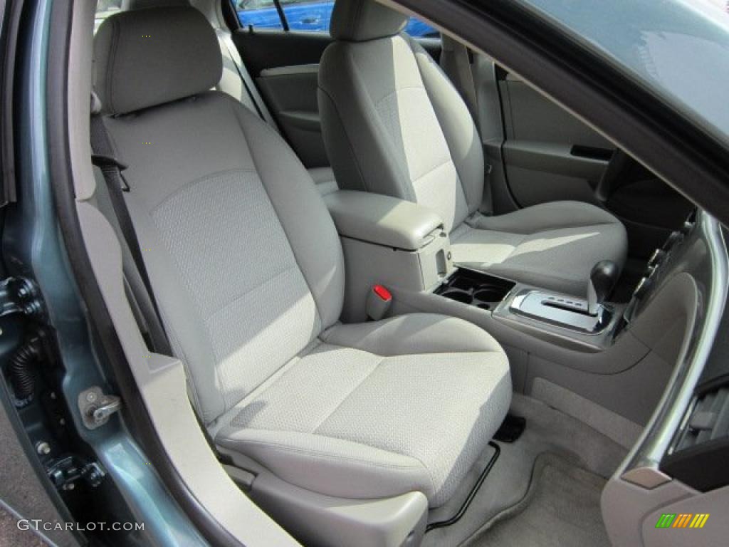 2009 Aura XE - Silver Moss / Tan photo #22
