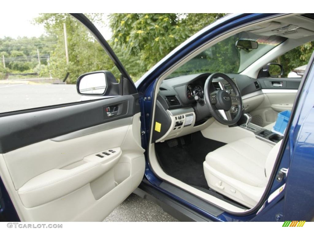 Warm Ivory Interior 2010 Subaru Outback 2.5i Premium Wagon Photo #52733640