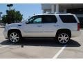 White Diamond - Escalade AWD Photo No. 8
