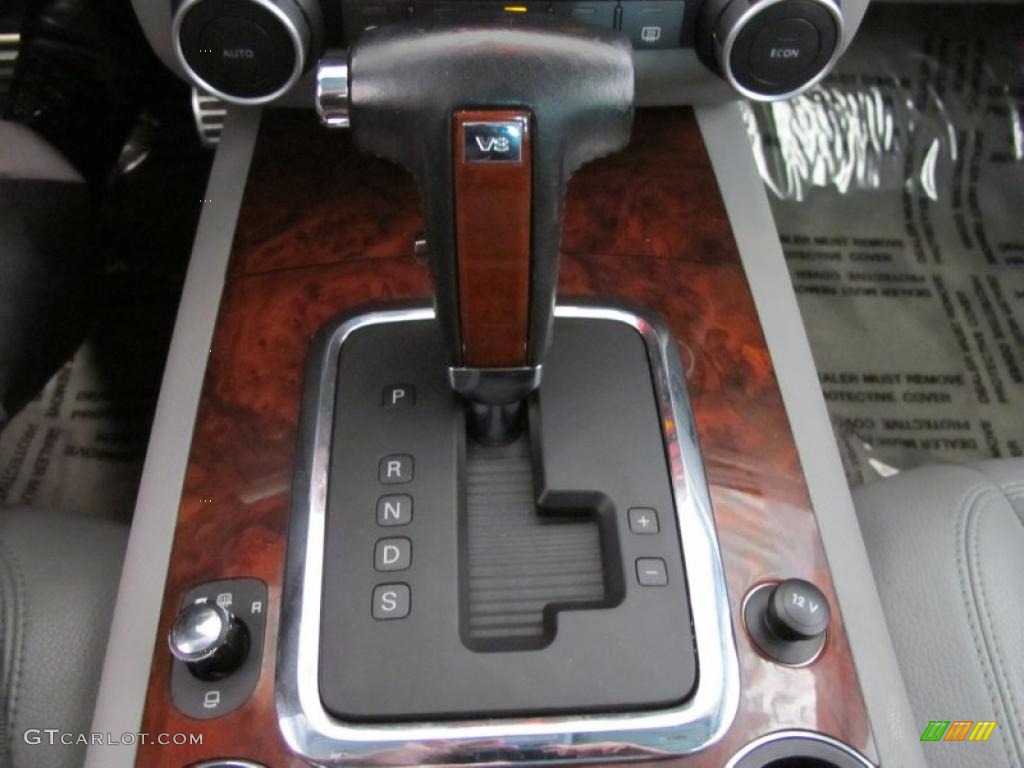 2005 Volkswagen Touareg V8 6 Speed Tiptronic Automatic Transmission Photo #52740996