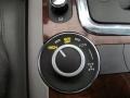 2005 Volkswagen Touareg V8 Controls