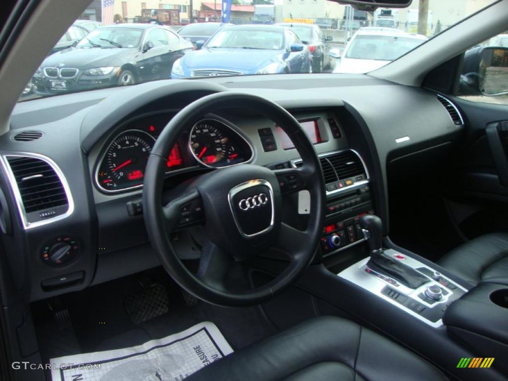2008 Audi Q7 3.6 quattro Black Dashboard Photo #52742368