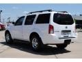 2007 Avalanche White Nissan Pathfinder SE  photo #7