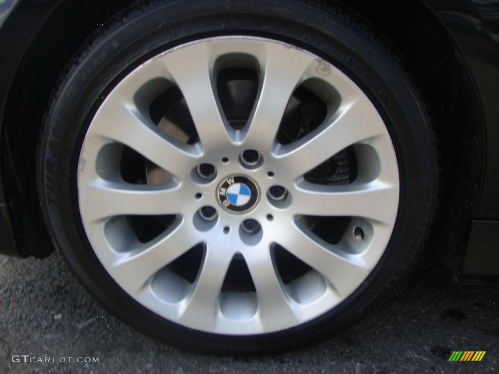 2006 3 Series 330xi Sedan - Jet Black / Black photo #17