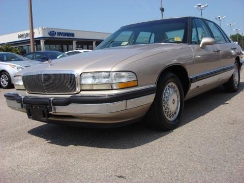 1994 Buick Park Avenue  Data, Info and Specs