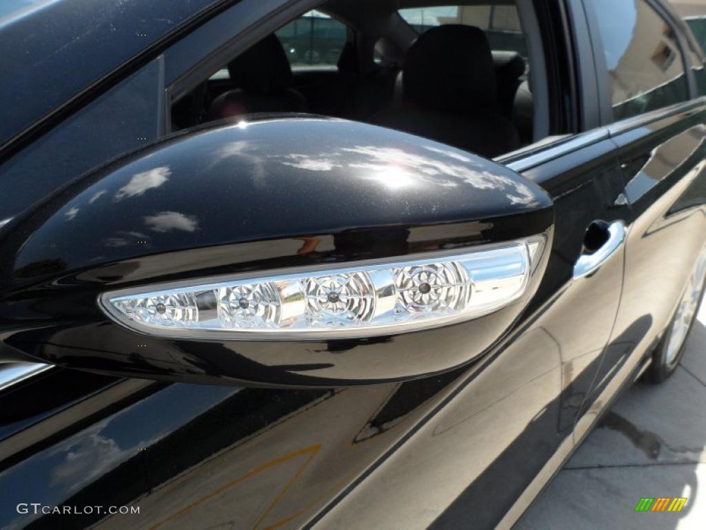 2011 Sonata Limited - Midnight Black / Black photo #12